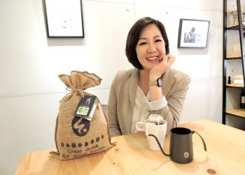 讀暢銷書獲靈感　李相霖研發「綠茶咖啡」