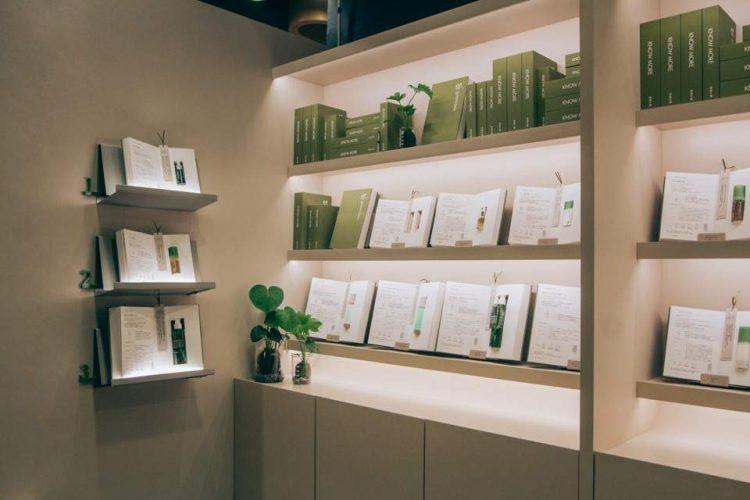 進駐信義誠品揮別敦南　綠藤生機打造「書店中的書店」新門市