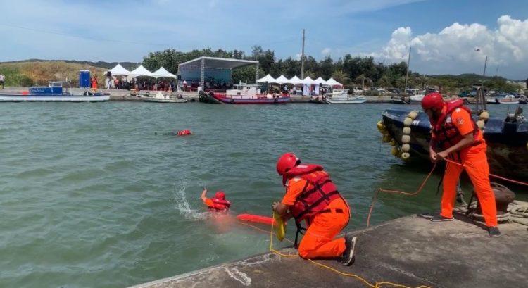 EC977EC8-BC1A-4A49-A9F1-AC8AD8B99A71