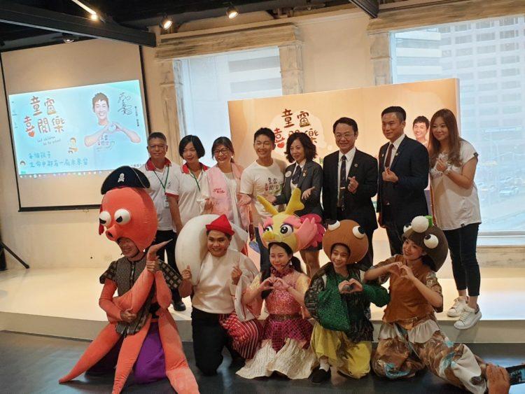 蔡昌憲擔任愛心班長