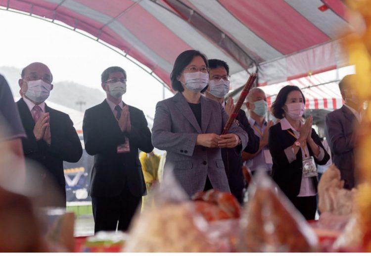 FB-4CBC-9865-967380C13C00