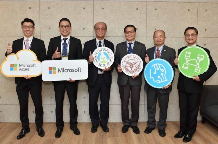 【新聞照片1】淡江大學透過Microsoft Azure和Microsoft 365做為數位轉型的雙引擎，實現「Smart Inside, Simple Outside」。
