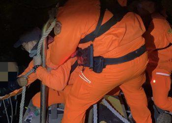 438237B9-DCB5-4FBA-BE26-56A677EF0D96