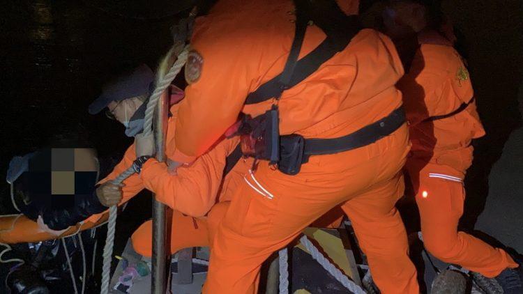 438237B9-DCB5-4FBA-BE26-56A677EF0D96