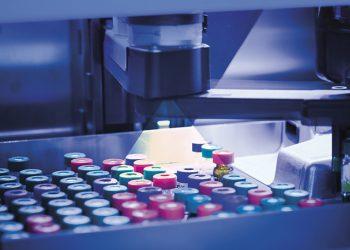 ams_PP_EGA2000_No_Text_No_Logo_RGB