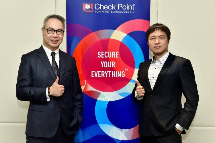 【新聞圖片】Check Point 指出網路犯罪分子利用企業轉型和疫情擴大對各行各業的攻擊。圖左為 Check Point 台灣區總經理劉基章，圖右為 Check Point 台灣區技術總監傅國書。