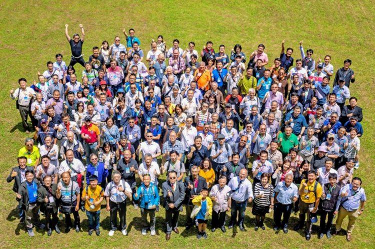 聖約翰科技大學校友總會舉辦同學會及聯誼會，250位校友攜家帶眷出席。