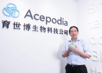 育世博執行長蕭世嘉博士