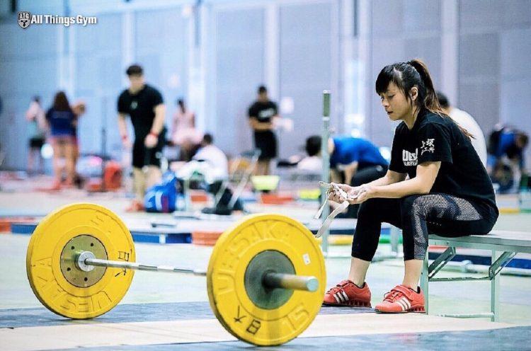 方莞靈東奧舉重