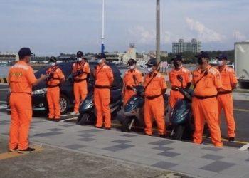 E8334509-84D2-4DF5-8F90-90668F12F097