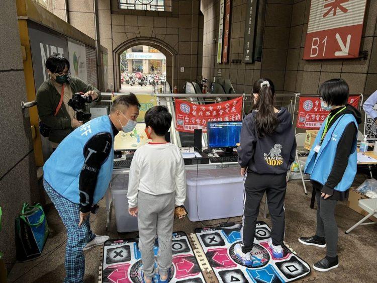 F09A44D3-54A6-4BBE-B4C8-DE196091B4AC