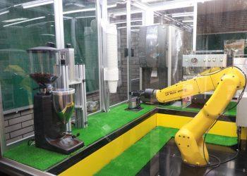 圖三：聖約翰科大搭配世紀貿易業師團的實際設計經驗，引導學生開發完成機器人多功能夾爪。