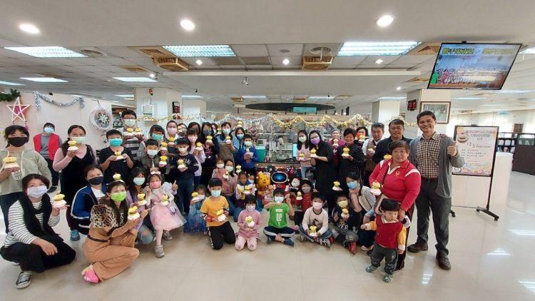 學員與手作成果團照