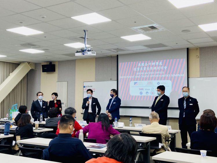 【新聞照片二】ASOA六州代表於問答環節和在場40來位參加者互動-min