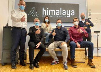 hima_himalaya_ceo_congrats-1024x768