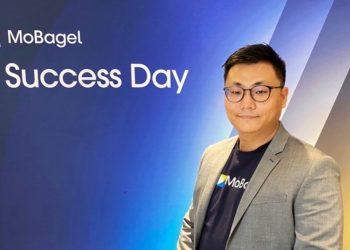 行動貝果共同創辦人暨執行長鍾哲民於AI Success Day座談會，分享AI 導入經驗交流。