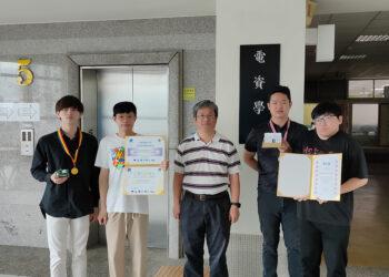 健行合照-由左至右分別為徐啟翔,李思緯,陳維魁, 張煜楷, 黃聖凱1