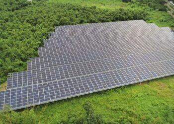 【圖說】寶碩於台南市關廟區新埔段設立太陽能板，驅動能源轉型，邁向2050淨零碳排目標。