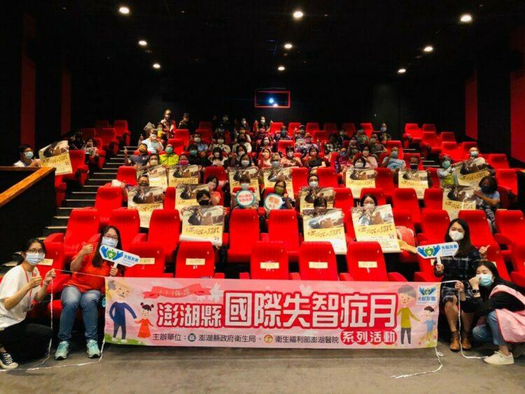 LINE_ALBUM_202293_220906_2