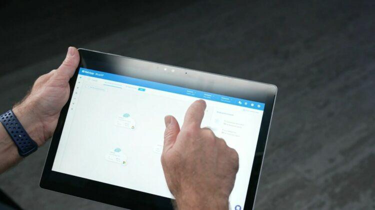 BlueXP Announcement Image 2 - BlueXP on Tablet