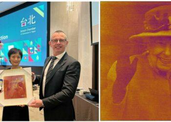 世界最小女王肖像