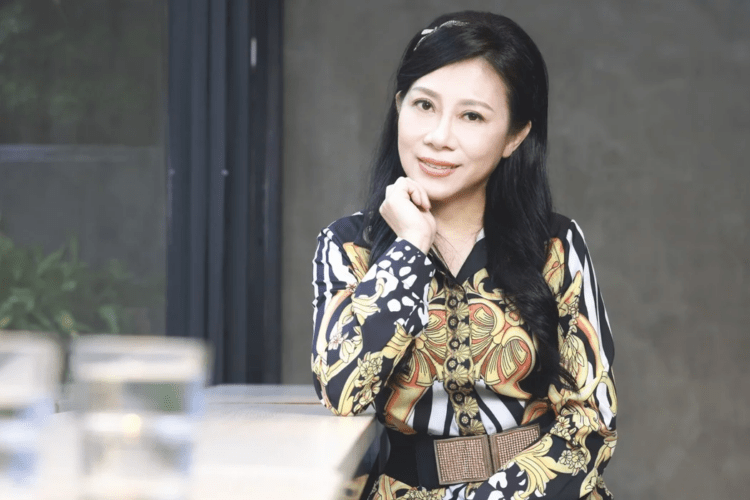 圖：作家小彤富有商業頭腦又獨具慧眼投資房產，28歲就享財富自由-b17fa13b