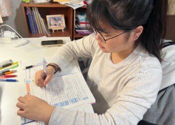 愛的助學金召集中 台中市茶商業同業公會捐贈茶葉挺助學