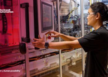 【新聞照片】洛克威爾自動化最新智慧製造報告：智慧技術對於降低風險和協助成長至關重要。