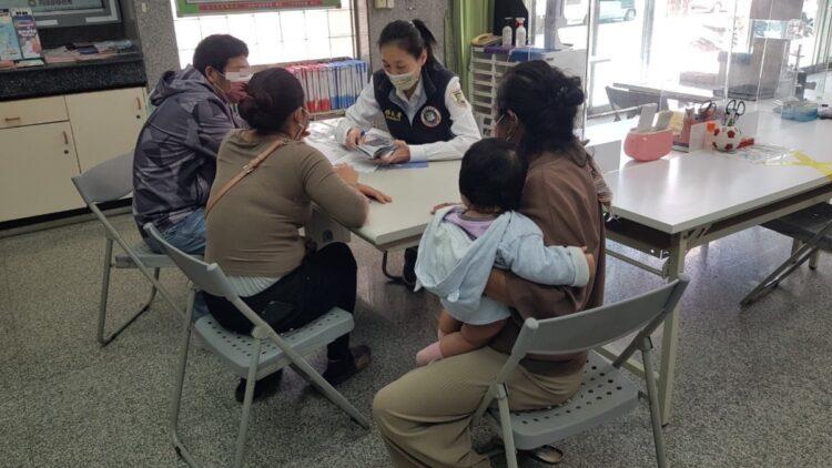 移民署嘉義縣服務站助印尼探親母親可以安心返鄉