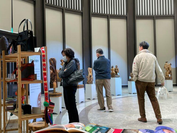 LINE_ALBUM_2023330_230415