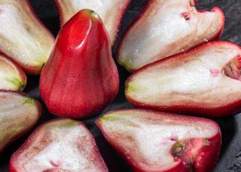 圖一_於4月28日前至55688 App【it's on me】電商平台購買高雄路竹區「高雄紅蜜蓮霧」，即可享有大車隊搭車金225元至300元回饋。