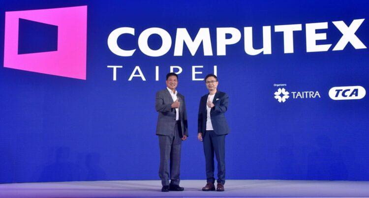 【新聞圖片一】「2023 年台北國際電腦展（COMPUTEX 2023）」將於明（530）日於台北南港展覽館 1 館及 2 館隆重登場。左為台北市電腦公會理事長彭双浪，右為外貿協會董事長黃志芳。