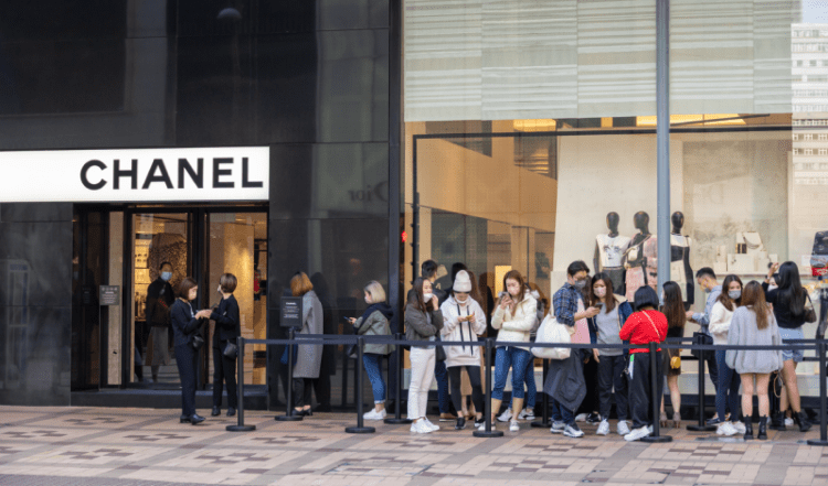 台灣人愛海外代購「第1名不是買包」！最大宗採購國家曝「不是日韓」