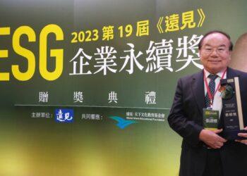 圖1_致力永續智慧造紙，正隆奪遠見ESG企業永續三大楷模獎，為造紙業最大贏家。圖為正隆張清標總經理。