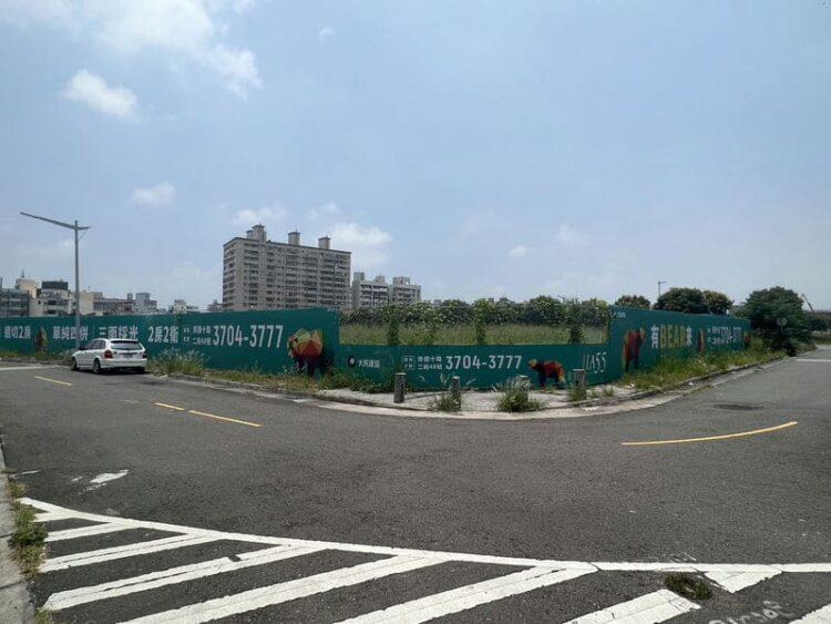 (昱均)業者透露JIA55全案共計55戶，於6月已全數完成簽約，實價登錄送審中。