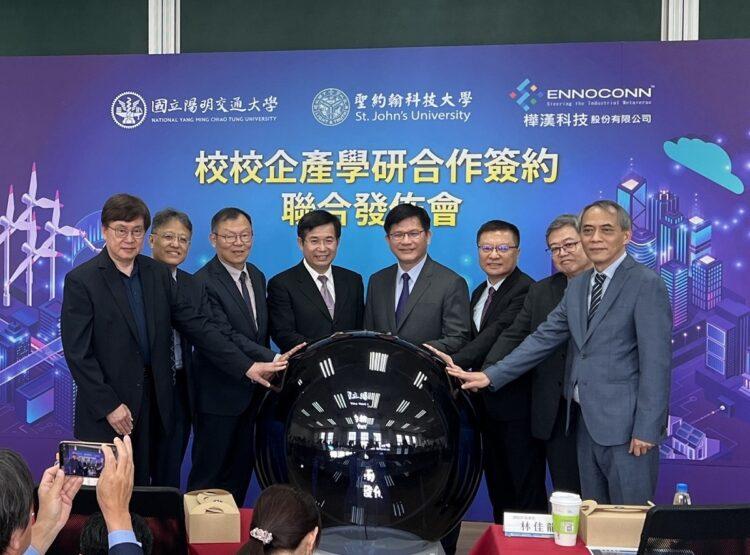 校校企產學研共創多贏