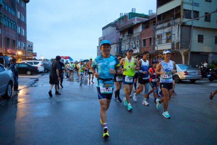 康軒李萬吉暢談鐵人三項治理學