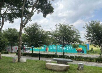 大熊建設於新案「JIA55」基地對面公園設置石桌、石椅，不僅美化景觀更回饋給社區民眾休