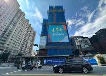 (昱均)台中三大屯區，換屋族購入預售屋比例就達70.8_，對於新屋情有獨鍾。