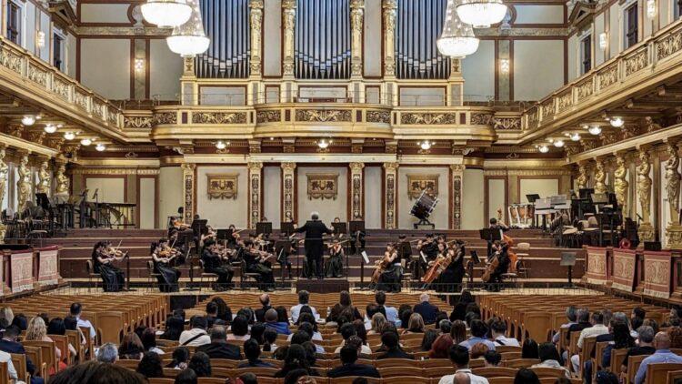 梅哲愛樂青少年管弦樂團維也納金色大廳勇奪第一