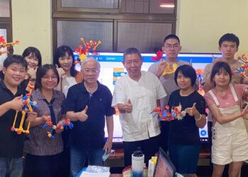 3D建構球與SCRATCH的創新結合師資培訓：引領教育的新紀元，掌握數位時代的教育趨勢