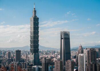 lisanto-deCvIgBnPwo-unsplash (1)