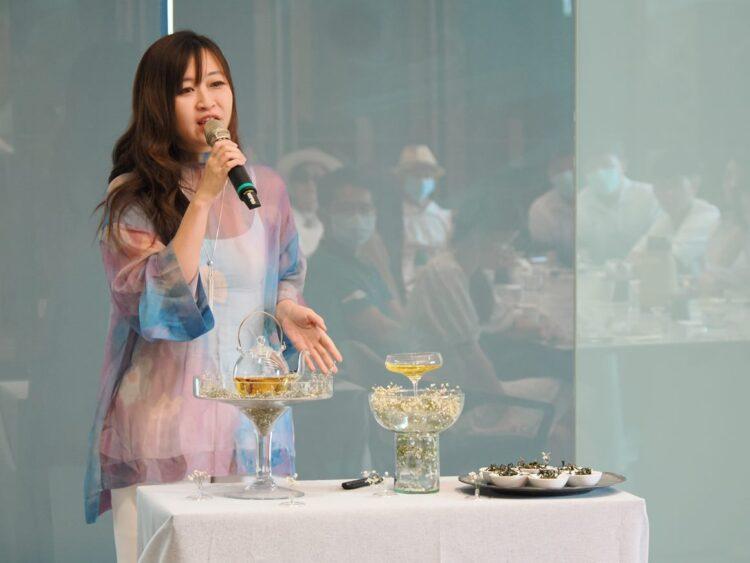 (漢宇建設提供)漢宇邀請暖煖私房dandanshibou主理人張書榕，舉辦未來茶的體驗活動。