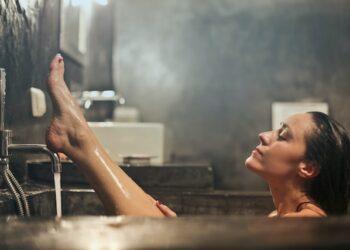 bruce-mars-Q_iJuyRdy4c-unsplash