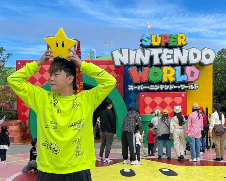 李岳快閃日本兩天一夜，為了體驗萬聖節氛圍的環球影城。（圖／李岳提供）