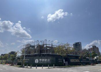 (業者提供)豐潤建設選擇美和段上僅4塊之一的珍稀住1臨路土地上，打造精緻別墅豪墅案「豐潤自在」。