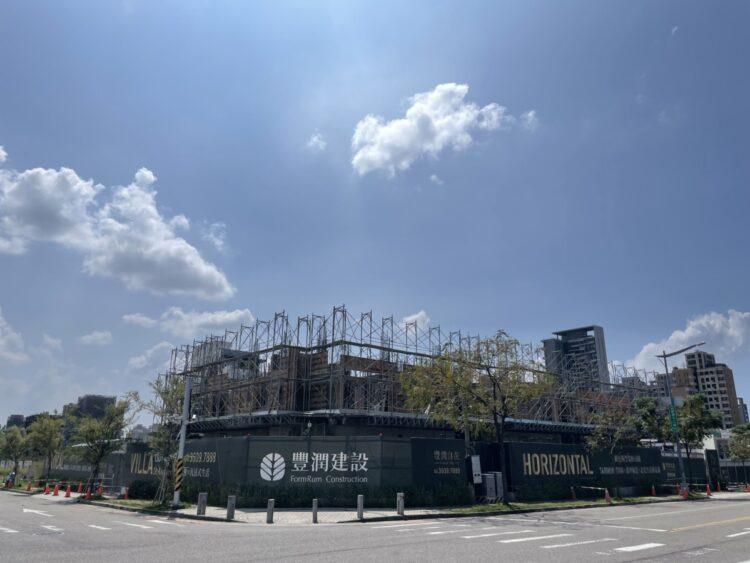 (業者提供)豐潤建設選擇美和段上僅4塊之一的珍稀住1臨路土地上，打造精緻別墅豪墅案「豐潤自在」。