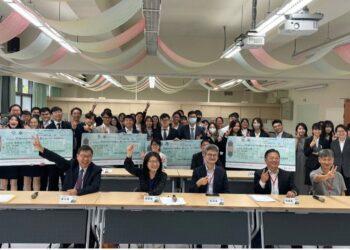 170264867872027_P28249801