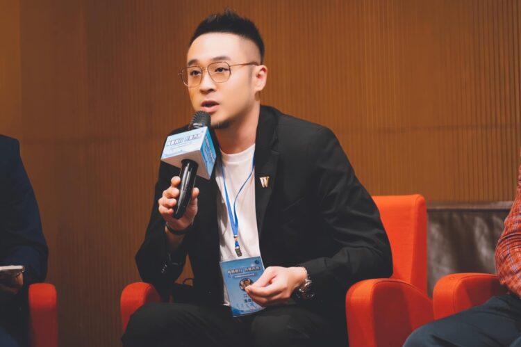 William 潘偉亷