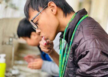 好好刷牙保持口腔健康